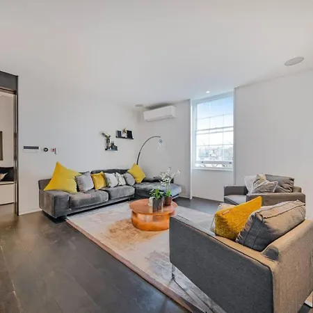 Jacob Apartment