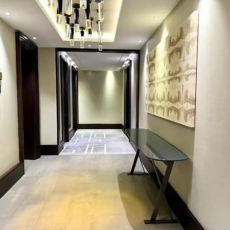 Luxury 3 Bedroom By Wild