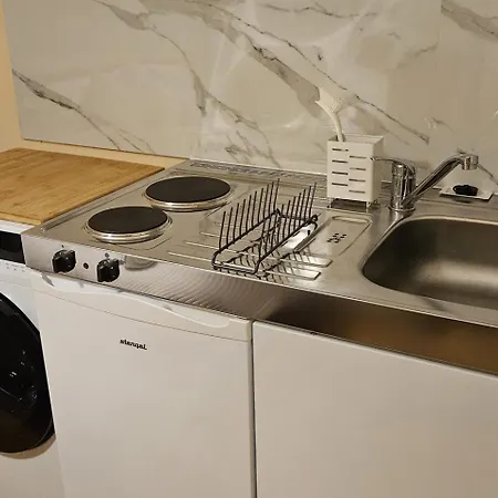 Cockfosters - - Sleeps 3 - Near Underground *