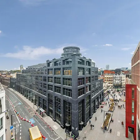 Farringdon Penthouse Spacious 3 Bedroom 2 Bath *