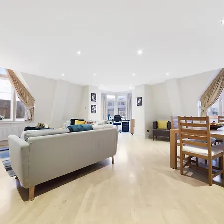 Apartment Farringdon Penthouse Spacious 3 Bedroom 2 Bath *