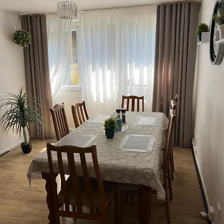 Spacious For Rent 10 Min From Tower Bridge * London