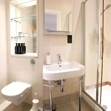 Jack Straws Castle Hampstead Holiday home *
