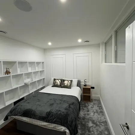 2 Bedroom Luxury Flat In Euston London