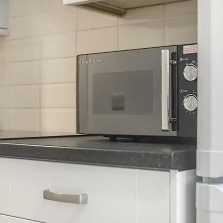 The Hoxton Nest - Stylish 1 Bed Shoreditch Flat London