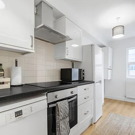 The Hoxton Nest - Stylish 1 Bed Shoreditch Flat