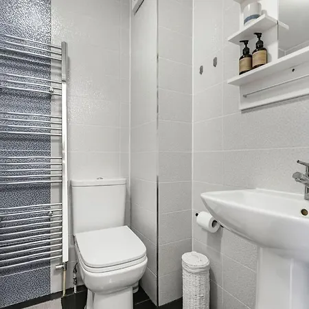 The Hoxton Nest - Stylish 1 Bed Shoreditch Flat *