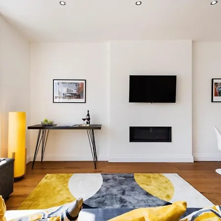 Bright And Modern Earls Court Gem * London