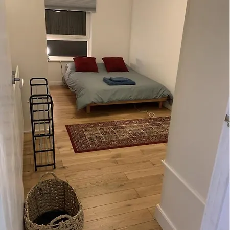 East Two Bedroom With Private Patio - Entire * London