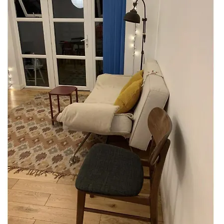 East Two Bedroom With Private Patio - Entire