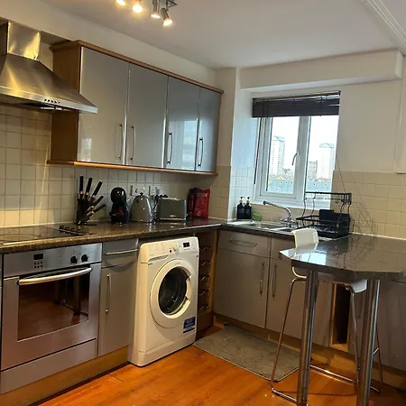 Apartment Beautiful View Near Canary Wharf