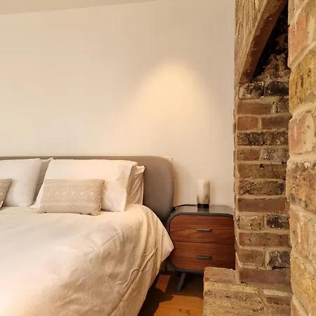 Hyde Park Mews London