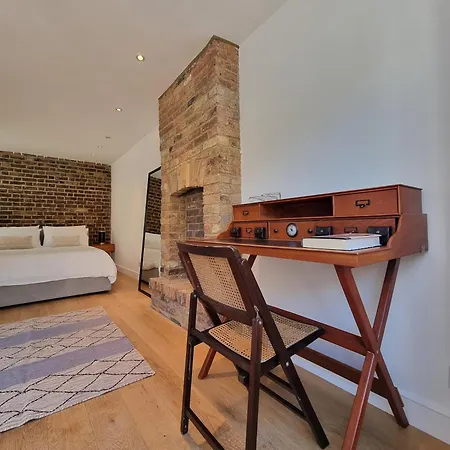 Hyde Park Mews London