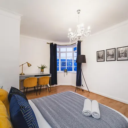 Arte - 3-bed Flat With 3 Bathrooms - Heart Of Finchley Road - 2 Min Walk To Underground Station * London