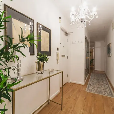 Arte - 3-bed Flat With 3 Bathrooms - Heart Of Finchley Road - 2 Min Walk To Underground Station