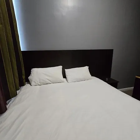 L S Hotel Londra