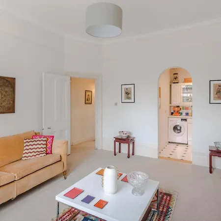 Apartment Traditional 2 Bed Notting Hill *