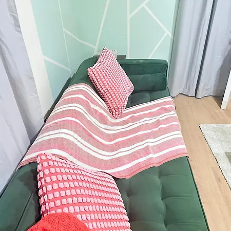 Olive Immaculate Wembley Apartment, 15mins To London, By Edens Apartment