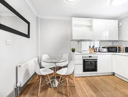 1br In C-london Near Oxford Street London