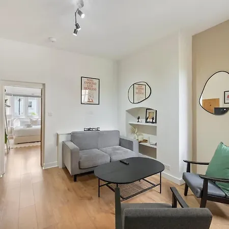Modern Elegance In Paddington Holiday home *