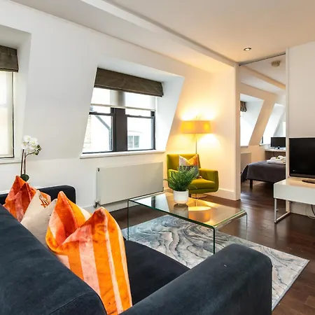 Apartment Modern Serviced 2 Minutes From Monument Tube Station