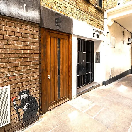 Apartment Modern Serviced 2 Minutes From Monument Tube Station *