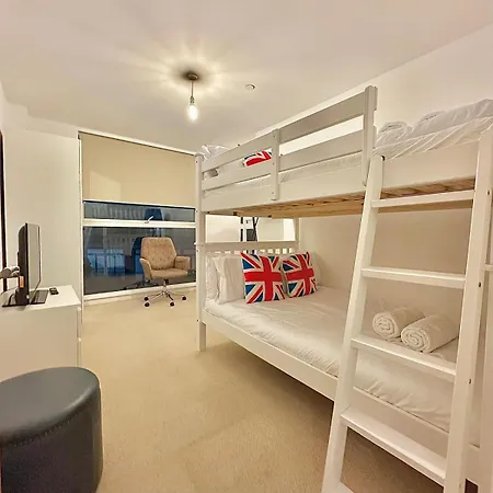 The Grange Penthouse F2 Apartment *