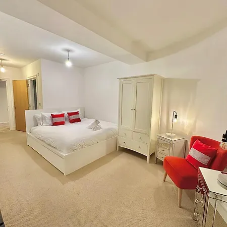 Apartment The Grange Penthouse F2