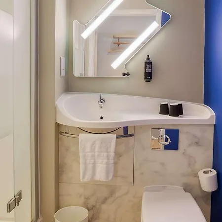 Ibis Budget Whitechapel - Brick Lane Hotel 2*