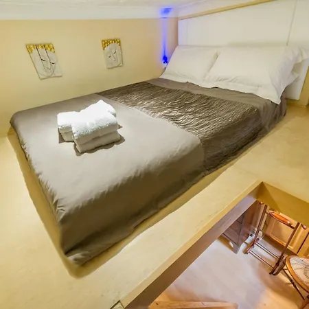 Inn The Vintage - Fitzrovia - By Frankie Says Londres