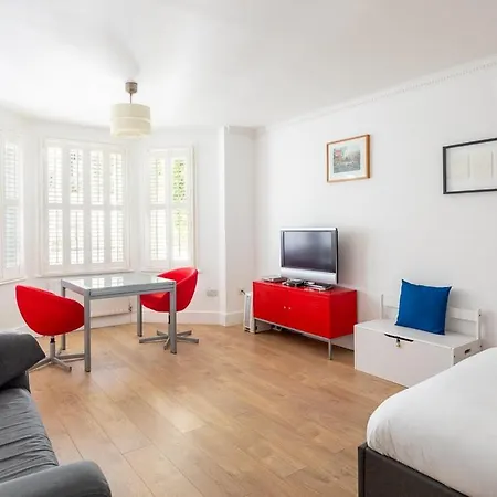 Apartment Kensington Designer *