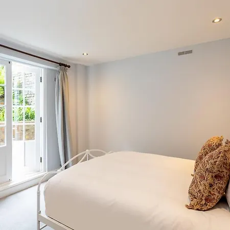 Apartment Two Bed Notting Hill Gem London