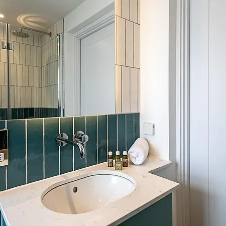 Modern And Stylish In West Kensington * London