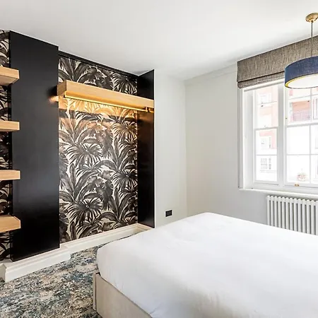 Apartment Modern Edgware London