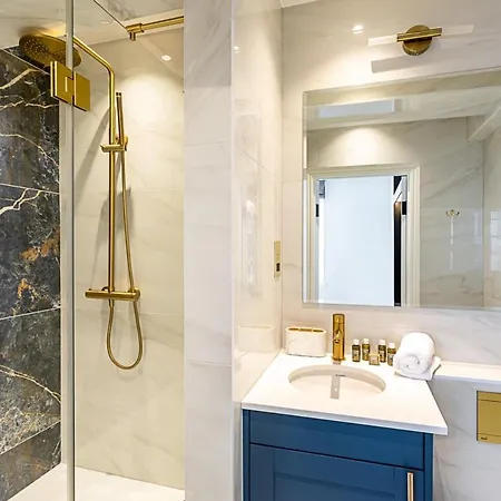 Modern Edgware Apartment