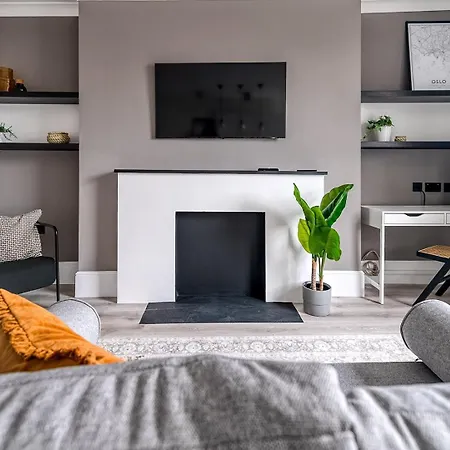 Little Venice Luxury Apartment *