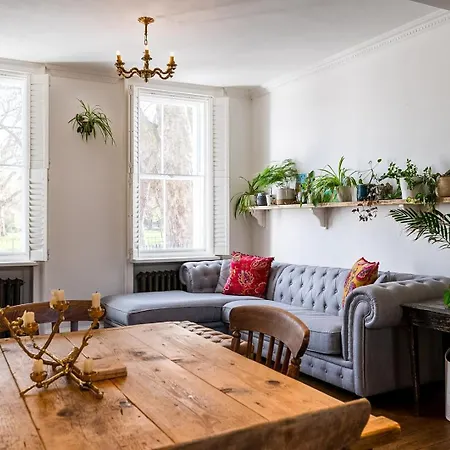 Historic 18th Century Terrace House