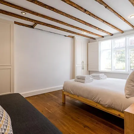 Apartment Historic 18th Century Terrace House London