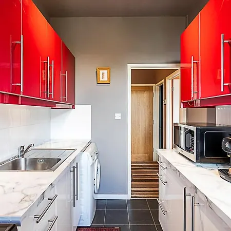 Stylish Boutique Apartment London