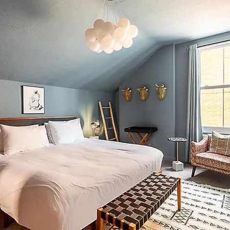 Stylish Boutique Apartment *