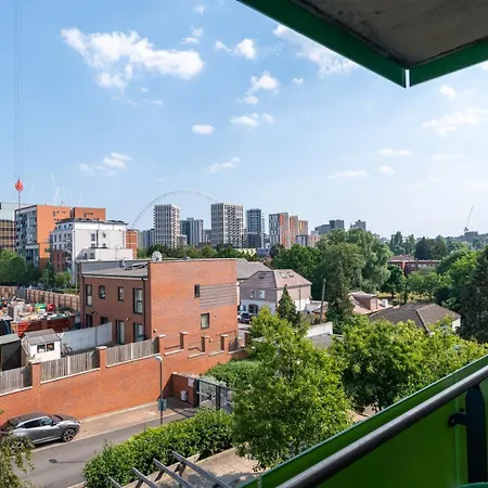 Gorgeous Wembley Flat London
