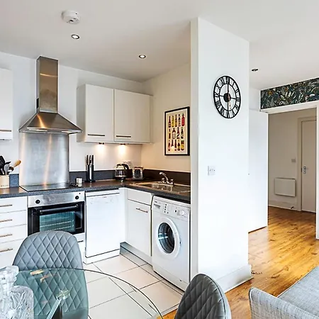 City-close 1-bed Near Tower Hill London