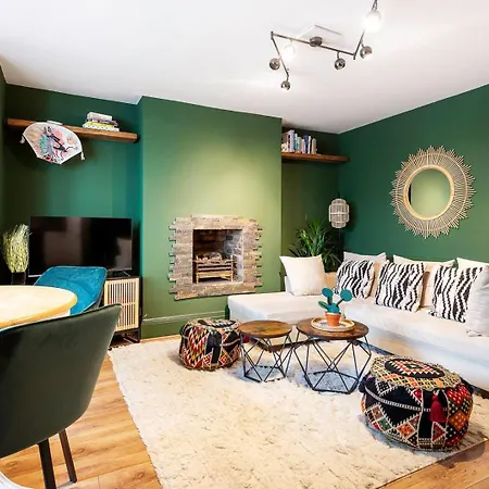 Apartment Chiswick Gem Stylish 1-bed Flat For Modern Living