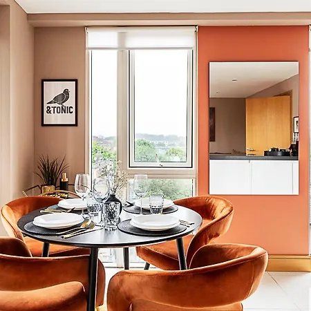 Convenient Euston London Apartment