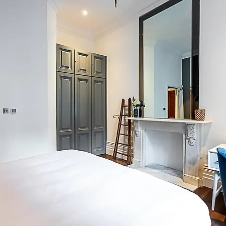 Notting Hill Charm 2-bed Gem *