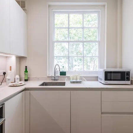 Stylish Kings Cross Flat *