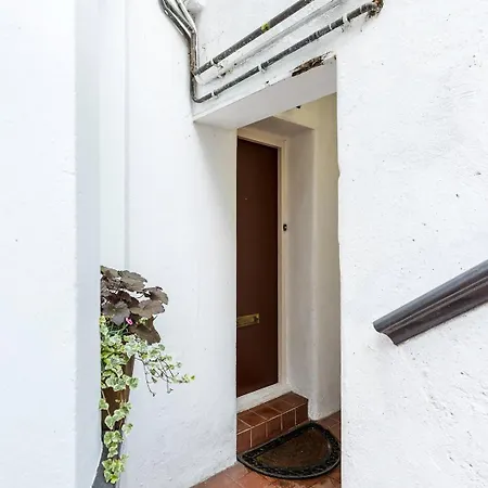 Apartment Chiswick Gem Stylish 1-bed Flat For Modern Living *
