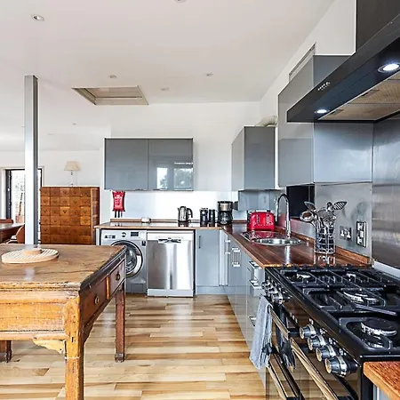 Apartment Contemporary Open Plan Penthouse London