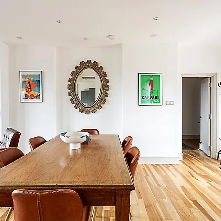 Contemporary Open Plan Penthouse *