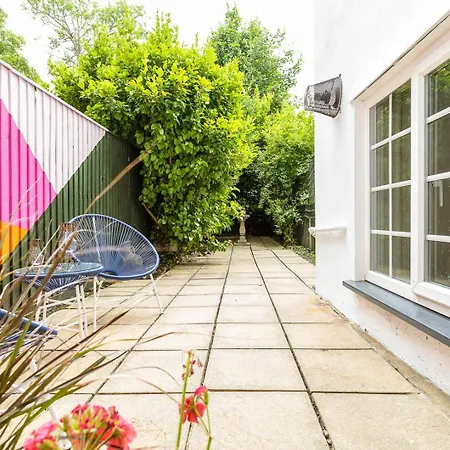 Chiswick Gem Stylish 1-bed Flat For Modern Living London